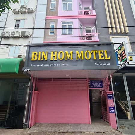 Bin Hom Motel Bien Hoa Esterno foto