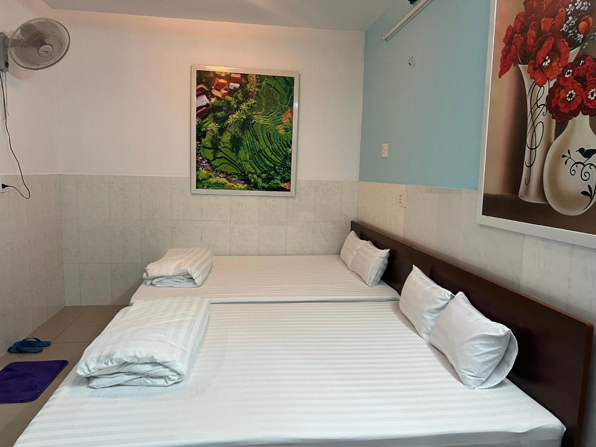 Bin Hom Motel Bien Hoa Esterno foto