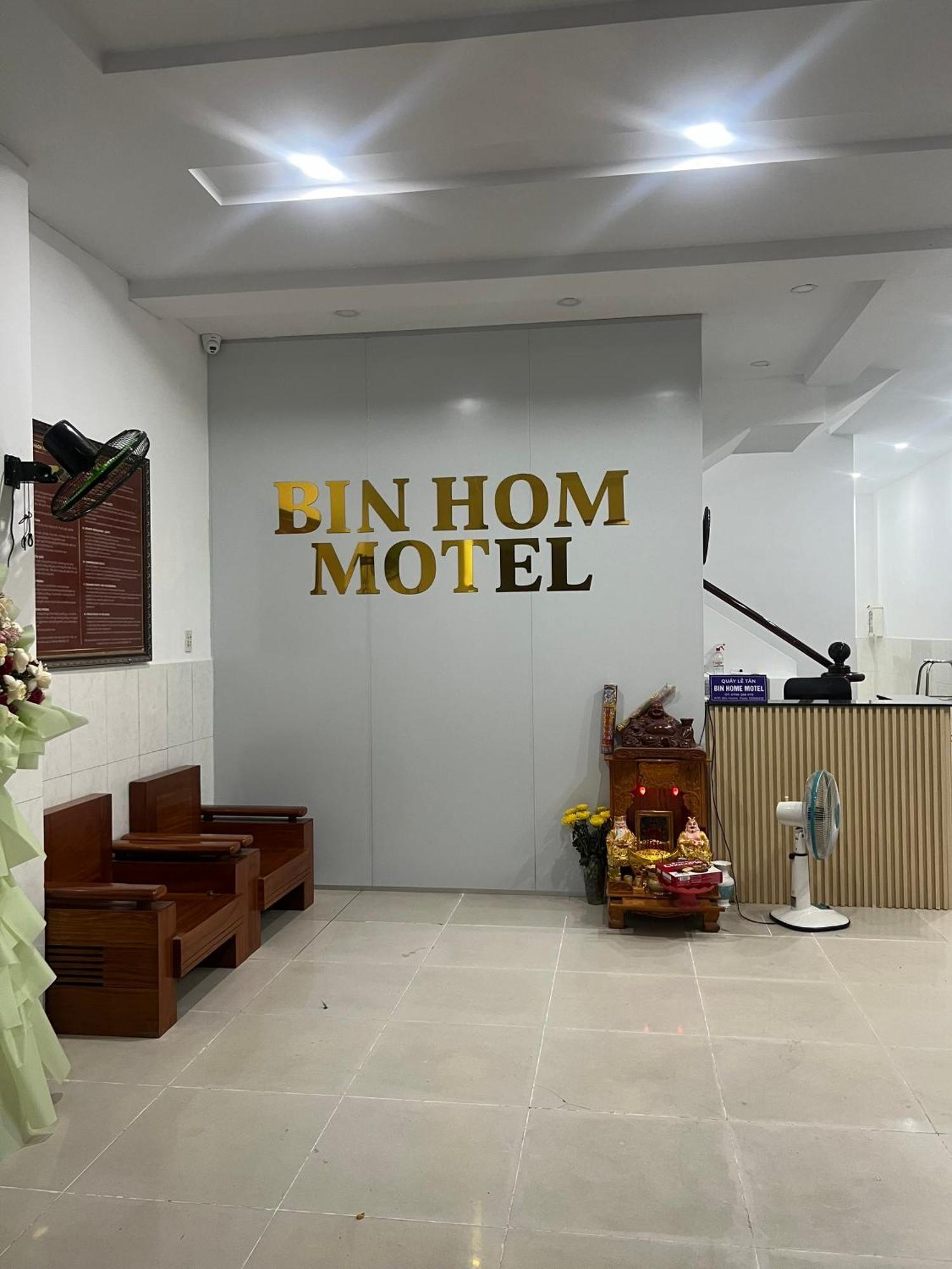 Bin Hom Motel Bien Hoa Esterno foto