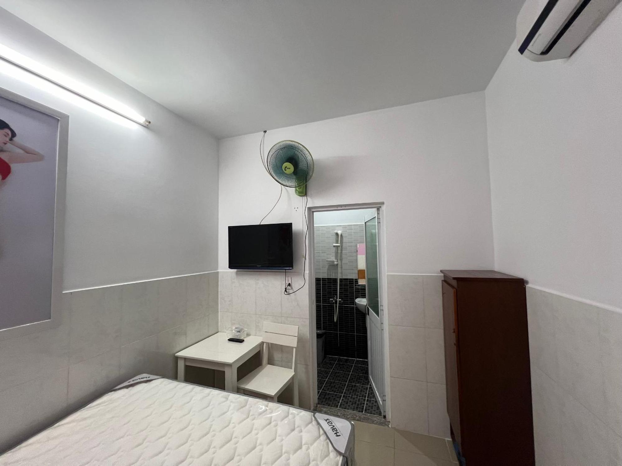 Bin Hom Motel Bien Hoa Esterno foto