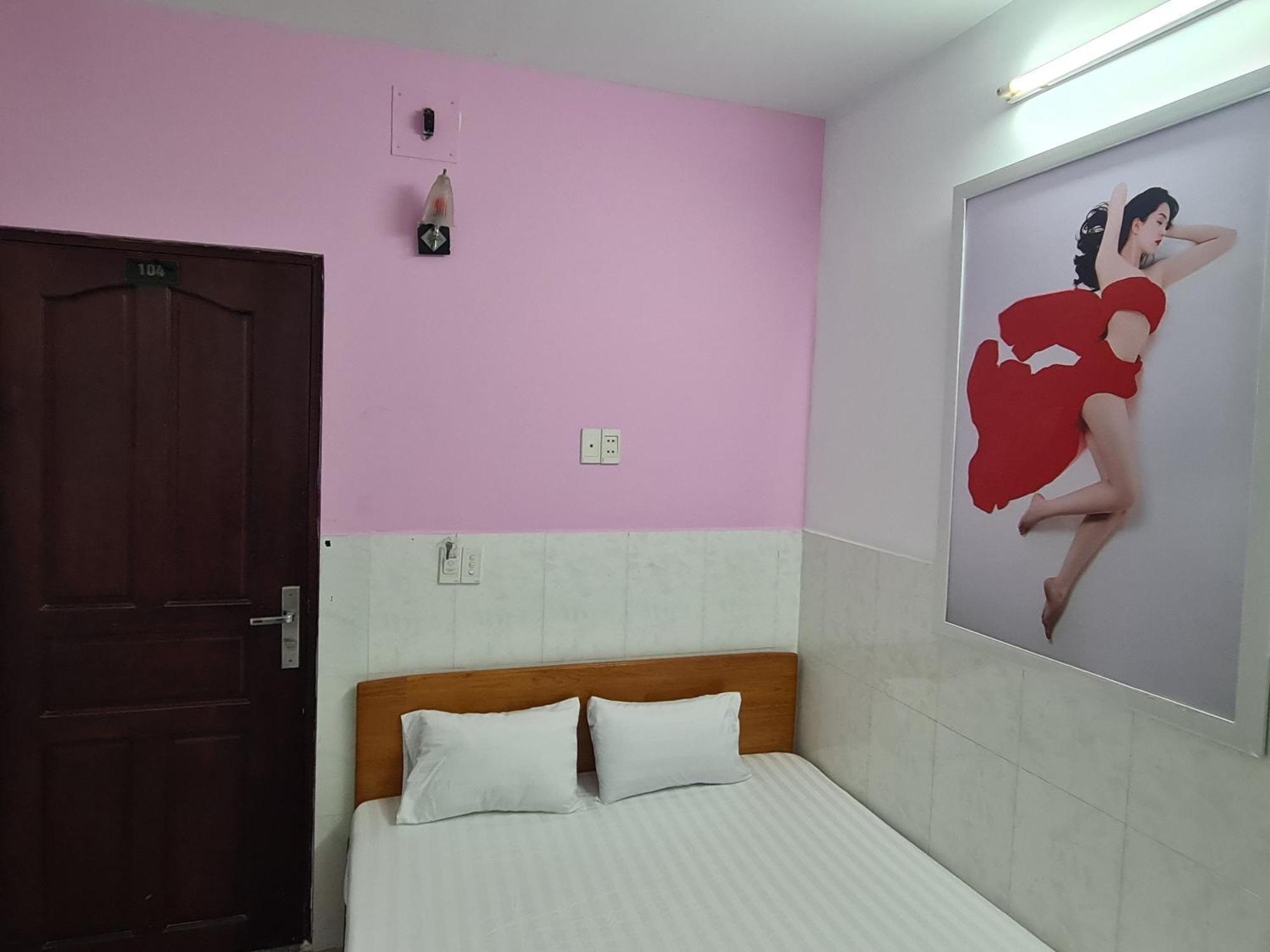 Bin Hom Motel Bien Hoa Esterno foto