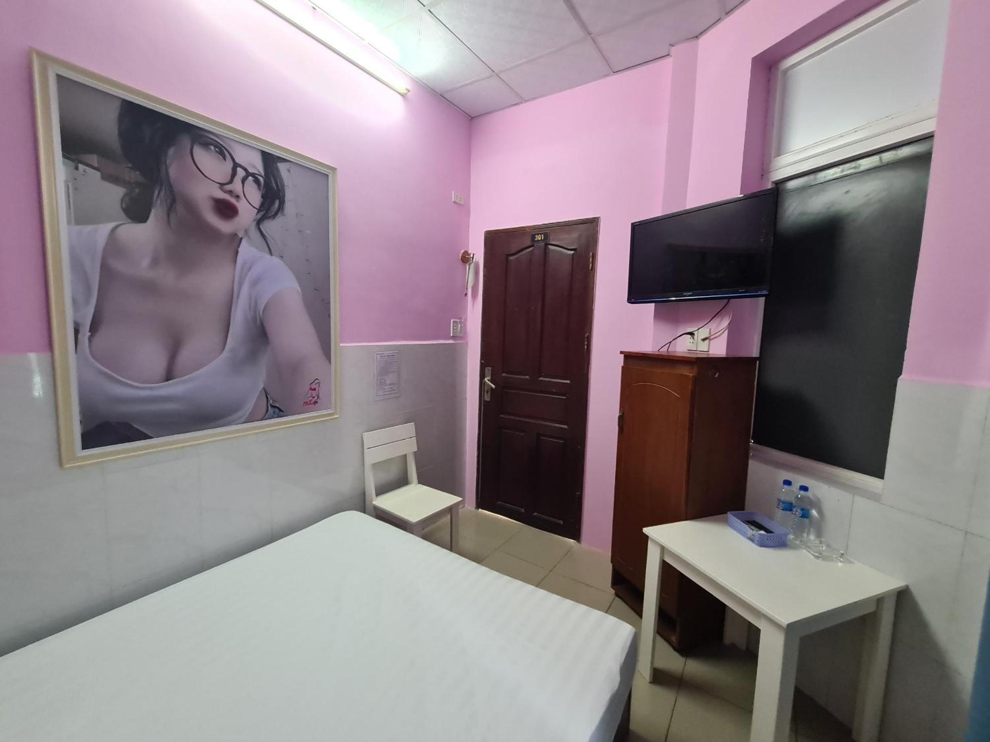 Bin Hom Motel Bien Hoa Esterno foto
