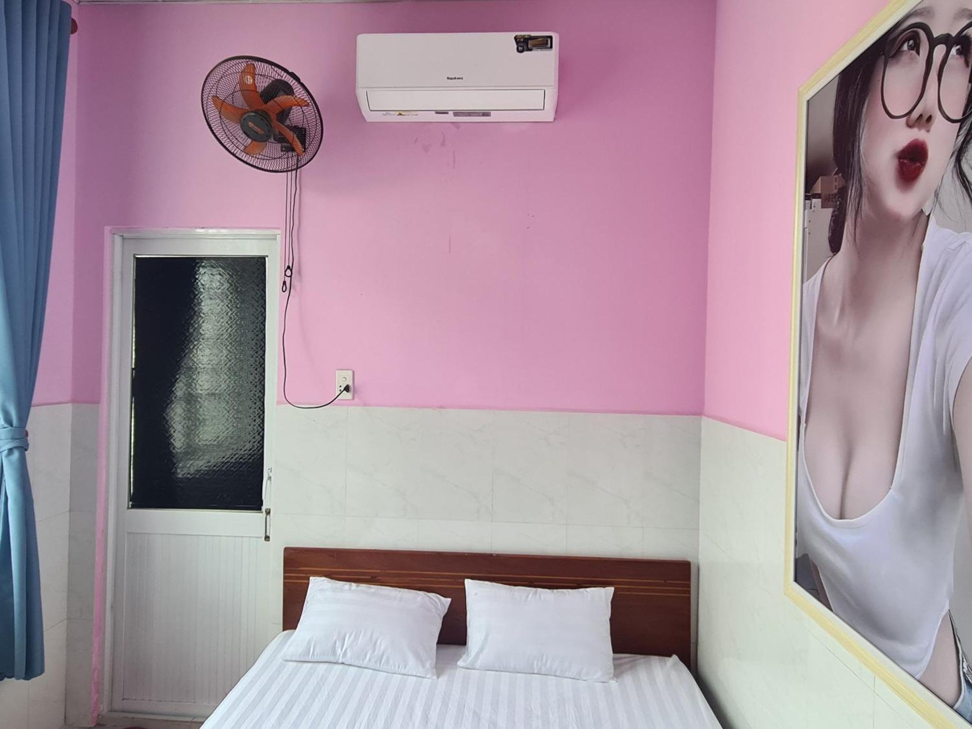 Bin Hom Motel Bien Hoa Esterno foto