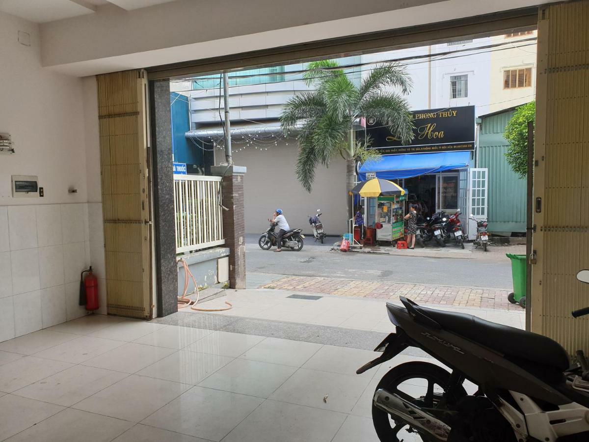 Bin Hom Motel Bien Hoa Esterno foto
